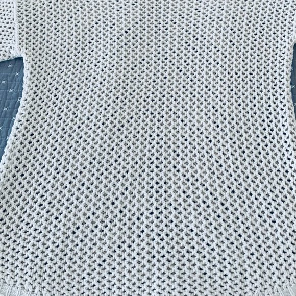Chelsea & Theodore Loose Knit Crochet Summer Sweater - Picture 7 of 9